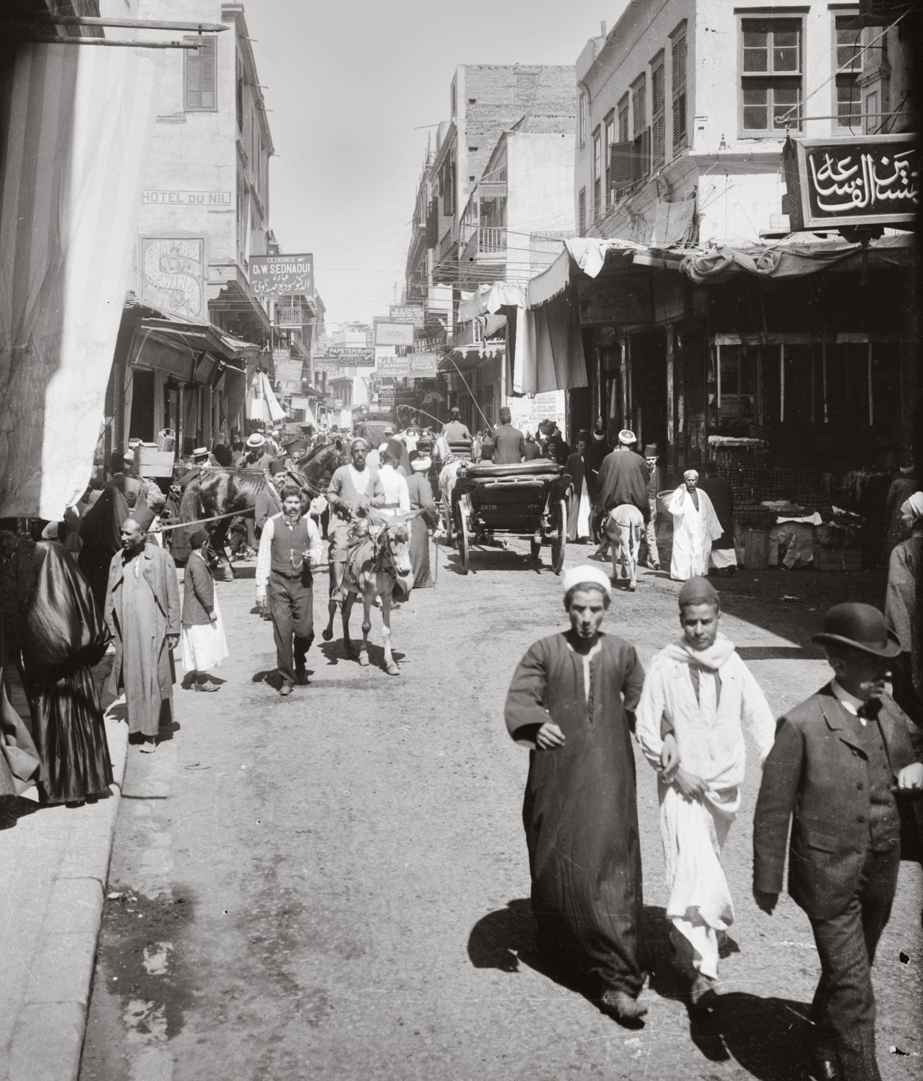 1920'lerin Kahire'sinden bir görünüm. 1920'lerin Kahire'sinden bir görünüm.