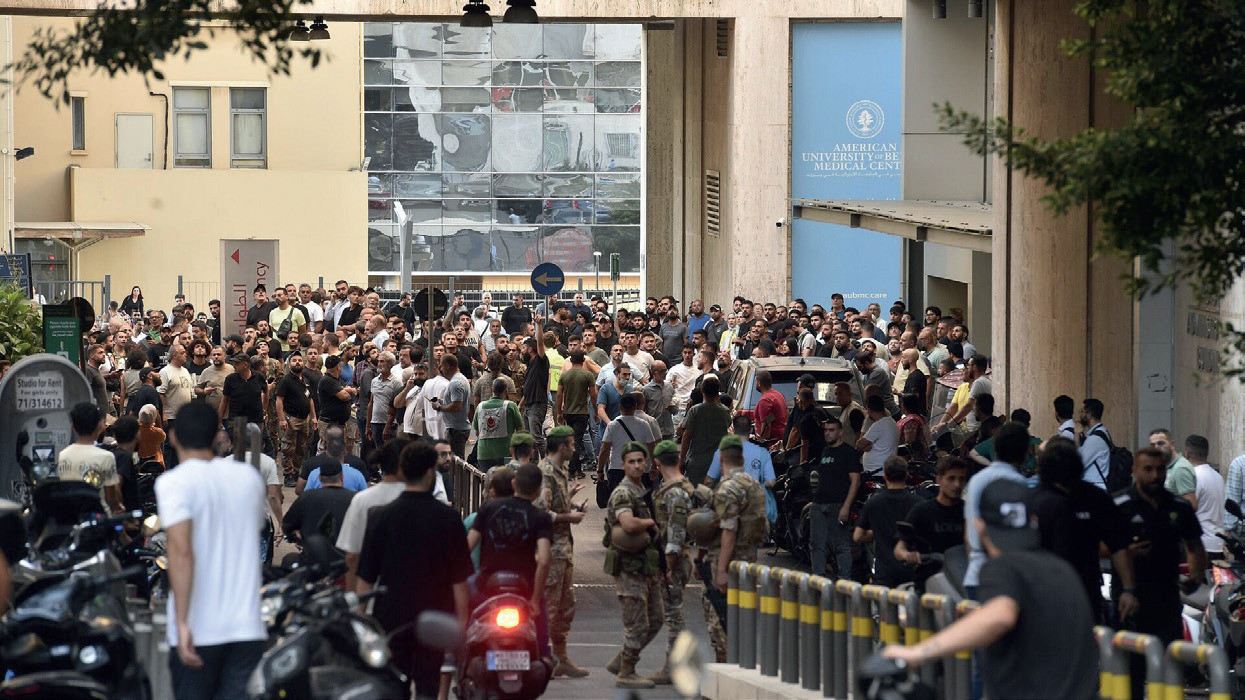 Lübnan'daki saldırıların elektronik savaş açısından bir diğer önemi de tedarik zinciri güvenliğini göstermesi oldu. Lübnan'daki saldırıların elektronik savaş açısından bir diğer önemi de tedarik zinciri güvenliğini göstermesi oldu.