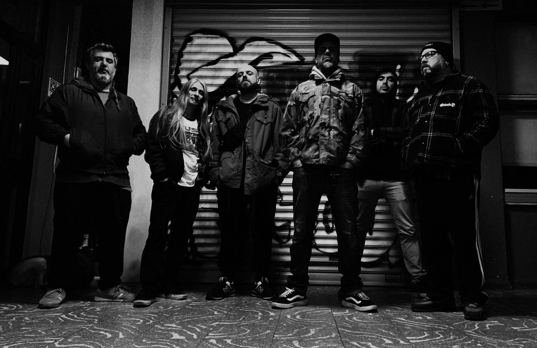 resized_d599b-5f801d68radicalnoiseband.jpg