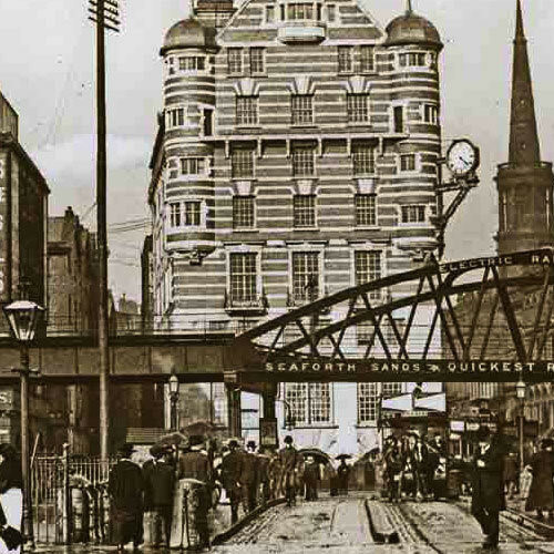 Abdullah Quilliam, 1856 yılında İngiltere'nin Liverpool kentinde dünyaya geldi ve meslekî yaşamını bu kentte sürdürdü. Abdullah Quilliam, 1856 yılında İngiltere'nin Liverpool kentinde dünyaya geldi ve meslekî yaşamını bu kentte sürdürdü.